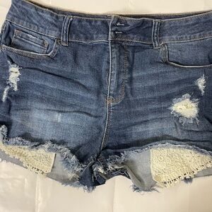 Vanilla Star Midrise Shortie Juniors Size 15 Dark Blue Denim Shorts